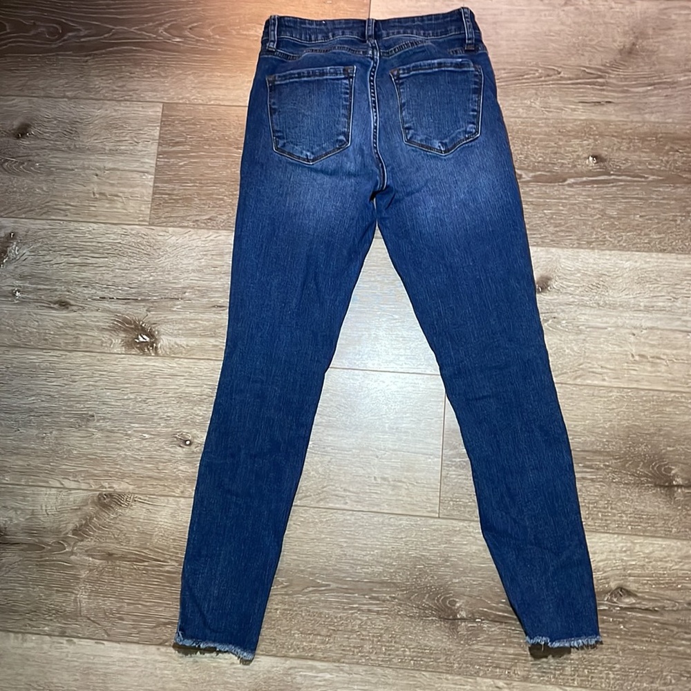 Jeans - Picture 7 of 8